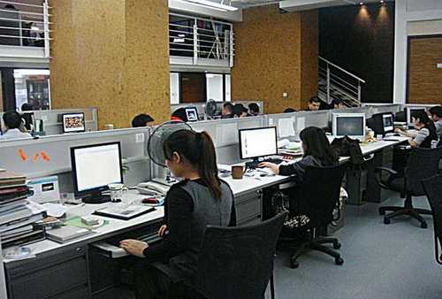 全自动化新能源汽车扁线电机装配线